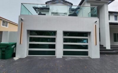 Glass Garage Doors vs. Traditional Garage Doors: Which Is Right for You?